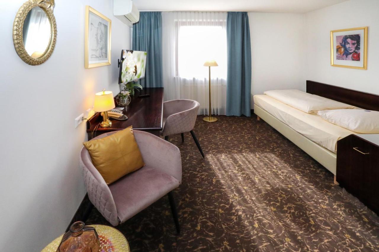 City-Hotel אסשפנבורג מראה חיצוני תמונה