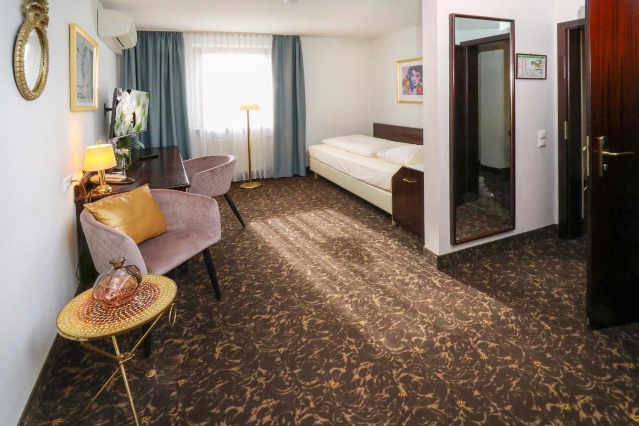 City-Hotel אסשפנבורג מראה חיצוני תמונה